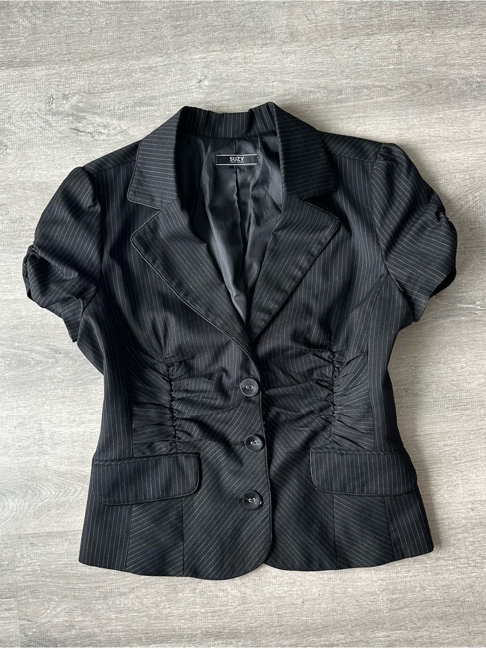 Suzy Shier Black Pinstripes short sleeve blazer
